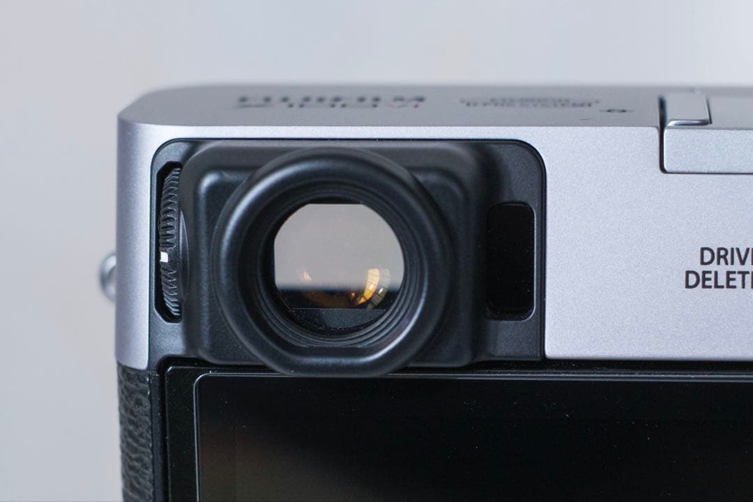 フジフィルム　X100ⅵ シルバー　シャッター数500回