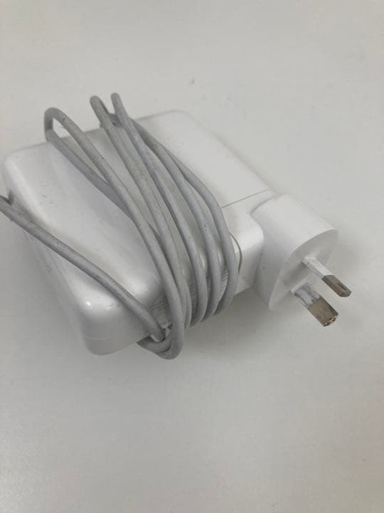 【送料無料】Apple MacBook Air 充電器