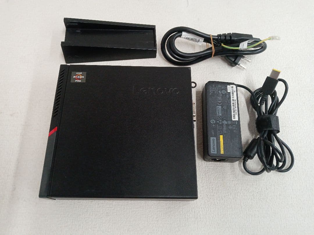 § Lenovo ThinkCentre M715q 8GB ストレージ無特価