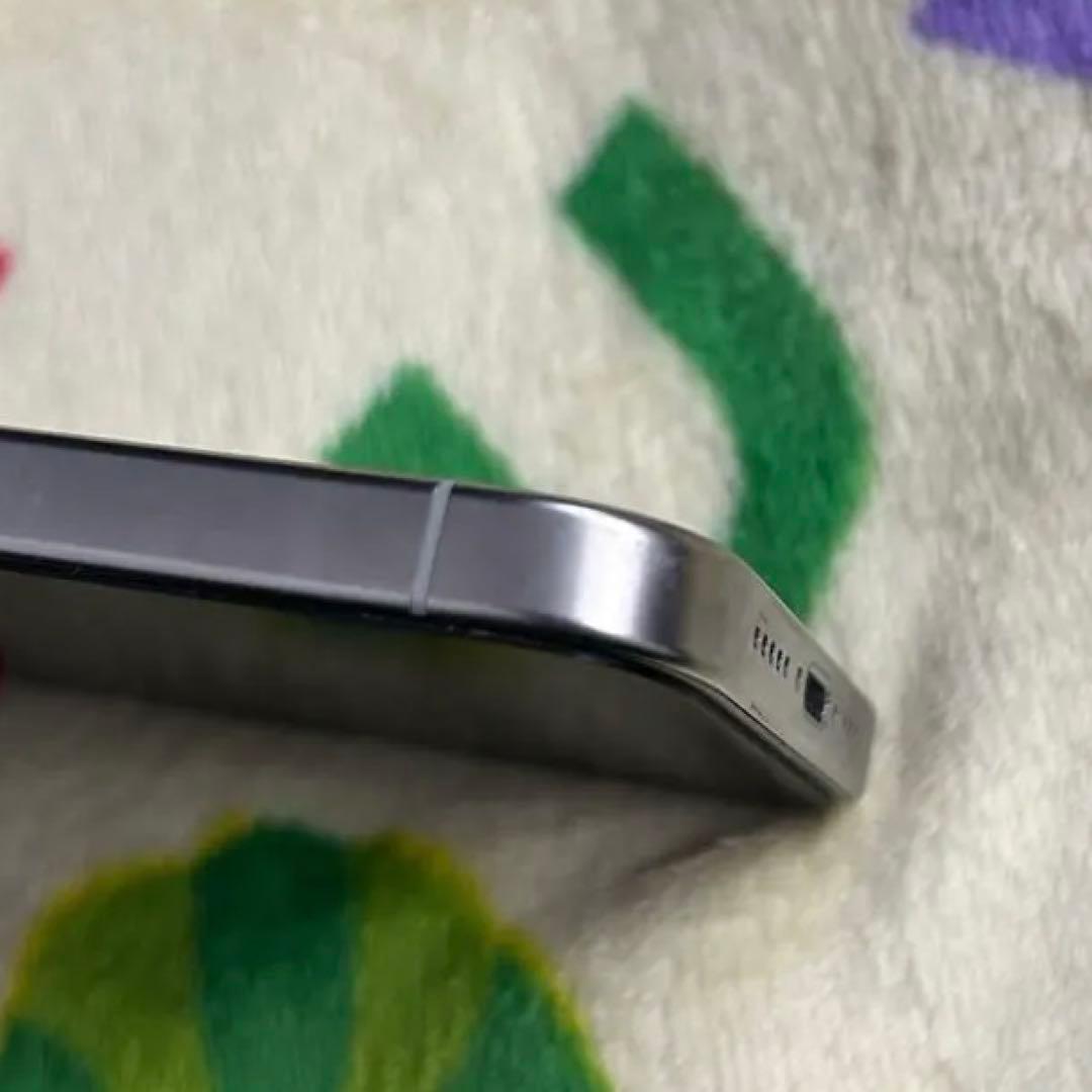 超美品iPhone 15 Pro 512gb本体