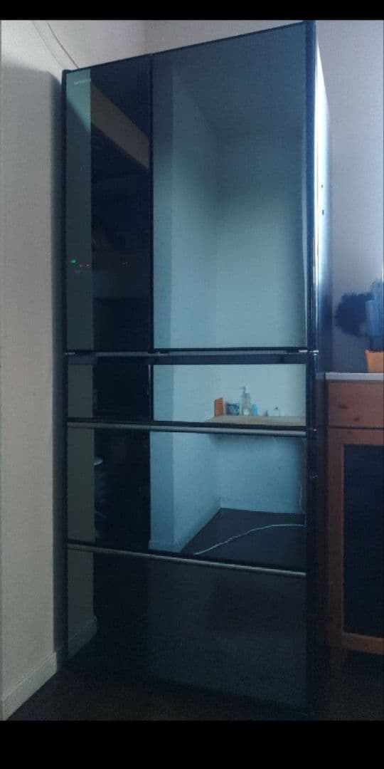 全国発送HITACHI 冷蔵庫 R-WX62J 保証期間内　ミラー　真空チルド