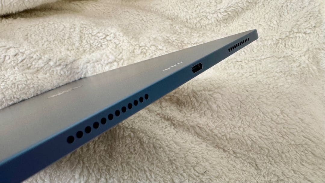 【iPad Air5 256G Blue 】Logicool キーボード付！