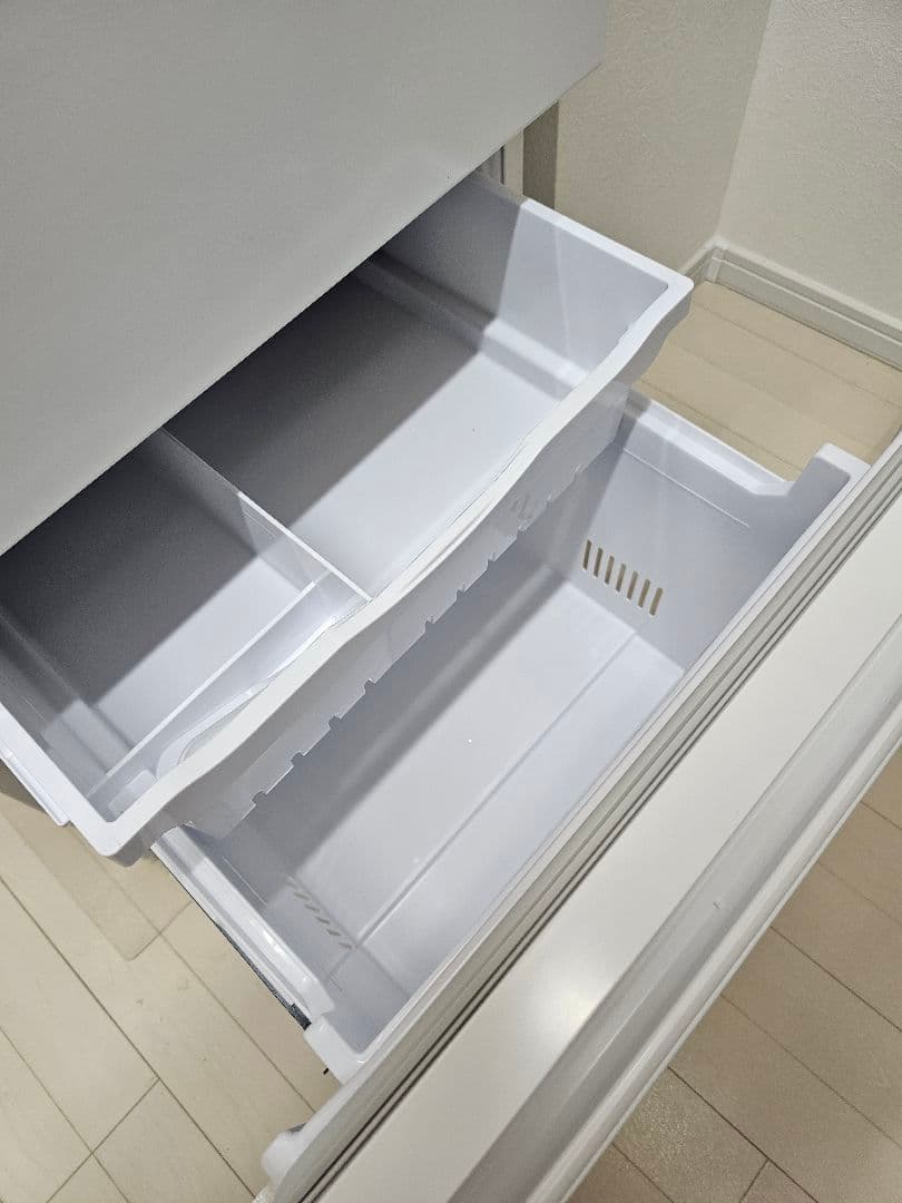 mさん専用　日立R-V32TVL　2023年製　冷蔵庫　左開き　ホワイト　白