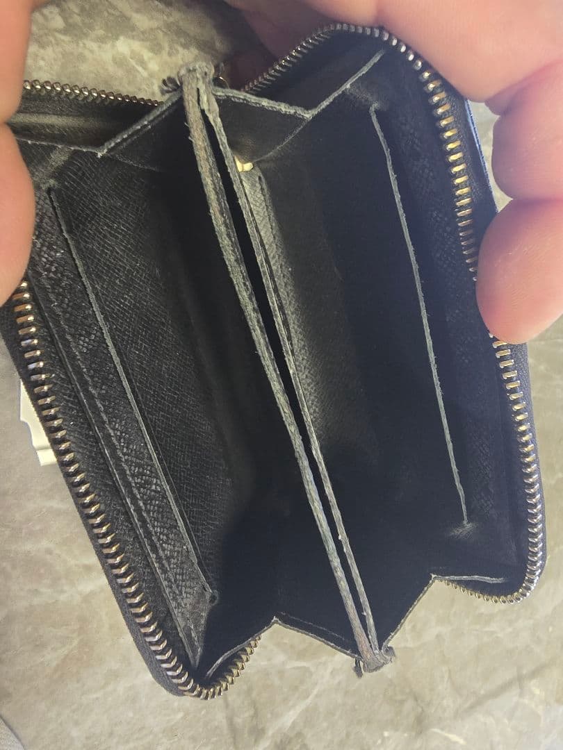 ルイヴィトン　ブラックレザー ケース