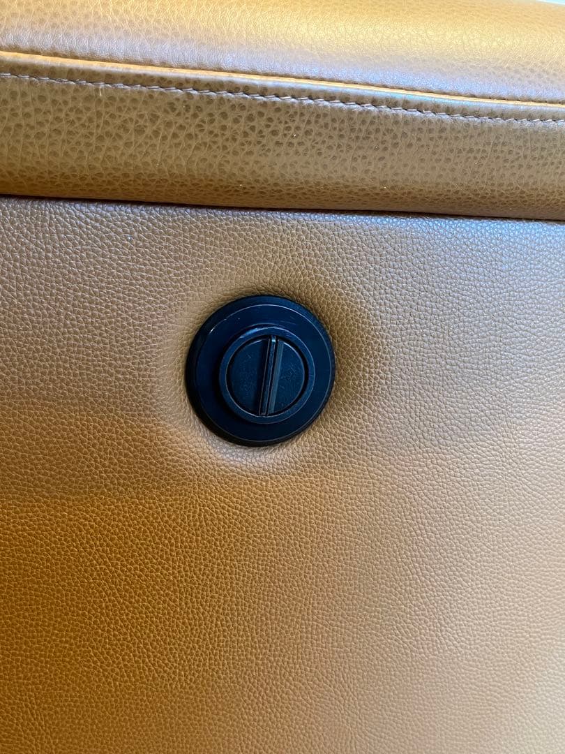 ニトリ　１人用　電動リクライニングソファ(ビリーバー3) 本革 厚革