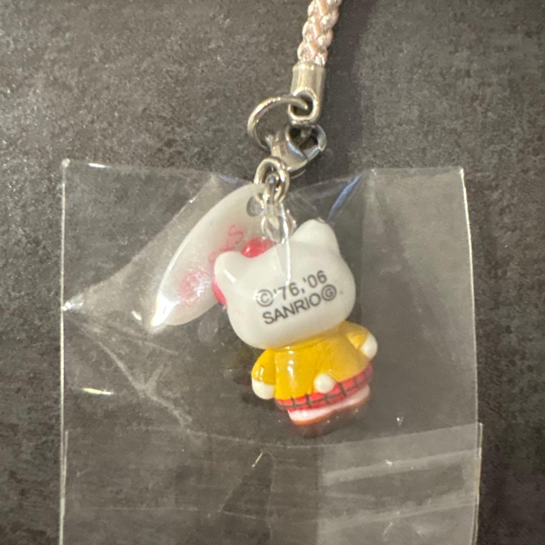 ご当地キティ　根付け　品川女子学院　制服　中等部　赤