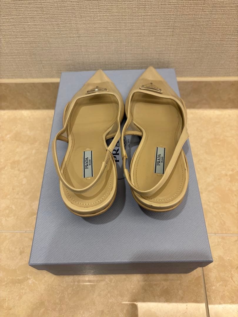 PRADA プラダ　ポインテッドトゥ　ヒール　メッシュ