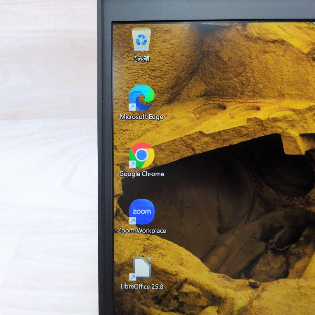 ノート パソコン 第8世代 i5 8GB 256GB 液晶 13.3 P008