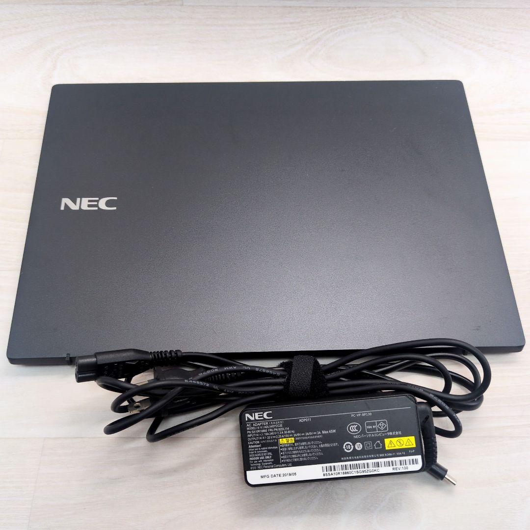 ノート パソコン 第8世代 i5 8GB 256GB 液晶 13.3 P008