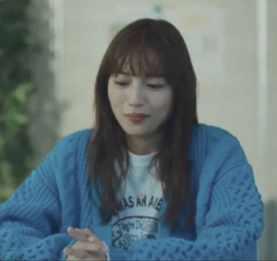 silent川口春奈さん着用　アダムエロペ ケーブルカーディガン