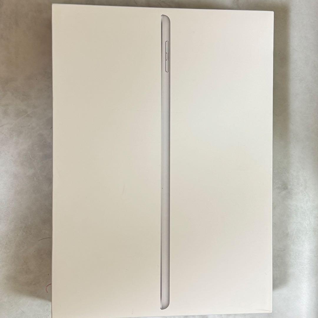 【美品】iPad(第6世代)Wi-Fi 32GB シルバー