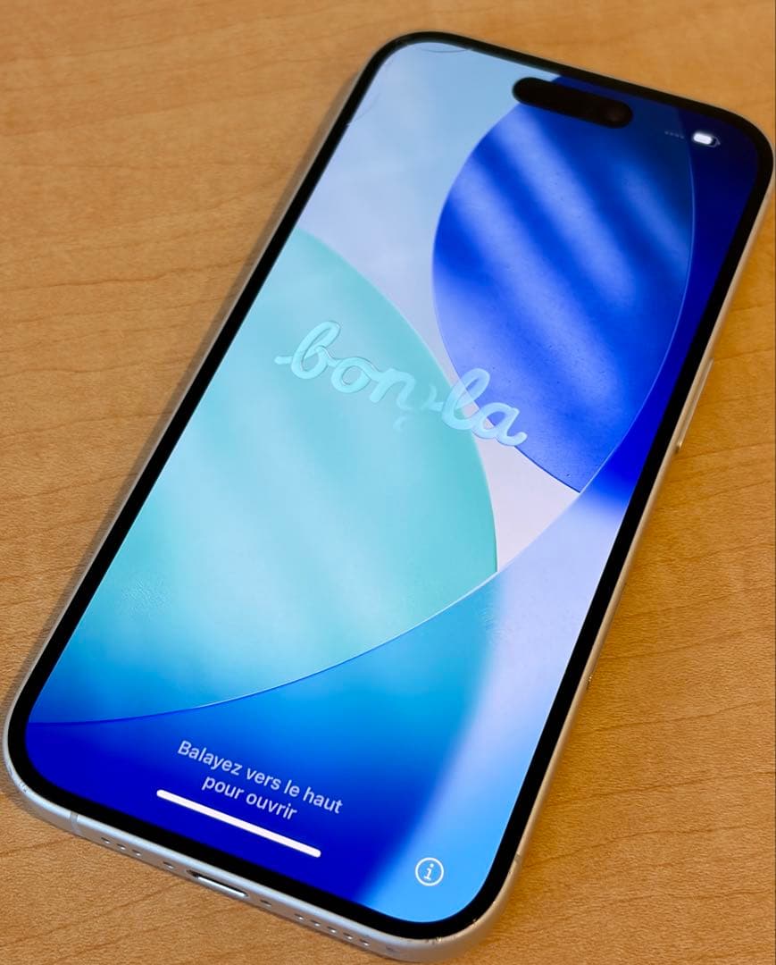 iPhone16 無印 ホワイト 本体 箱付き