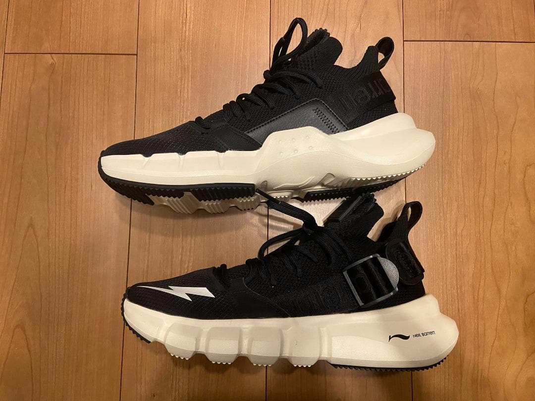 ウロタノモ　ニールバレット×リーニン　スニーカー