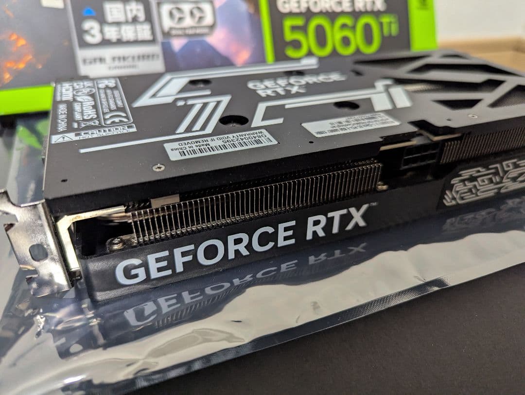 GALAKURO GeForce RTX 5060ti 8g 本体