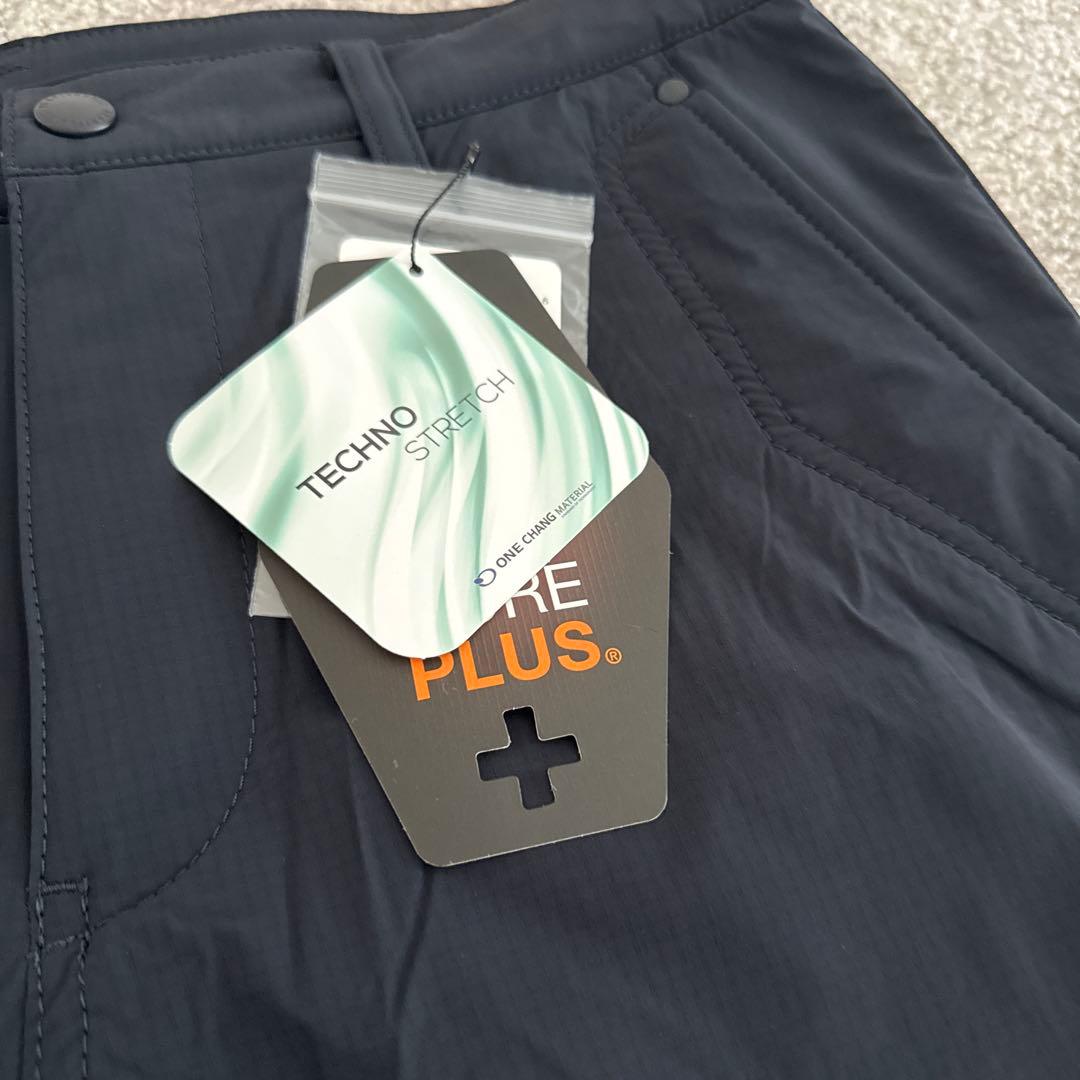 【新品未使用　タグ付き】PEARLY GATES 中綿防寒パンツ サイズ4