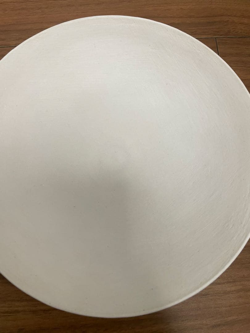 児玉修治さん　鉢、器、皿、カンヴァス