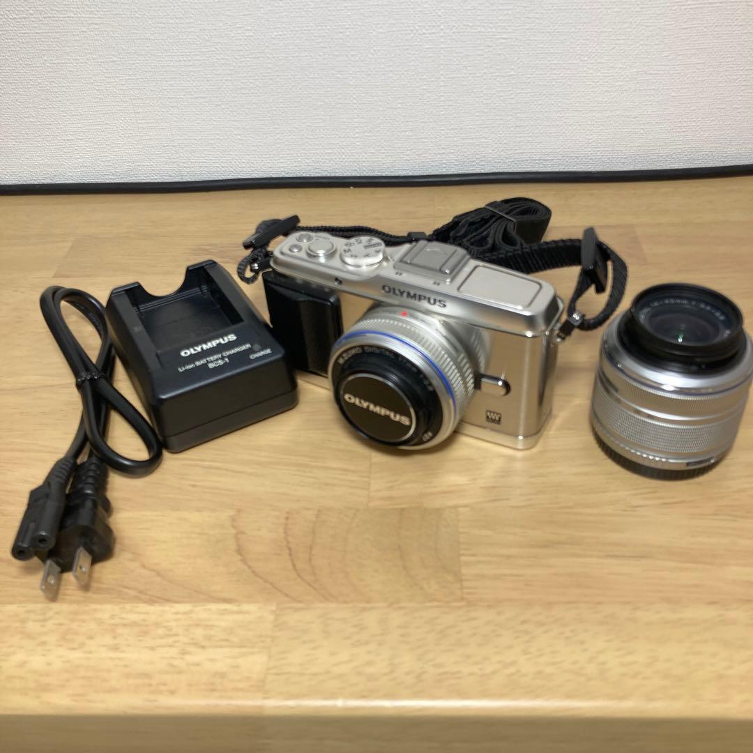 OLYMPUS PEN E-P3 ツインレンズキット シルバー 付属品あり
