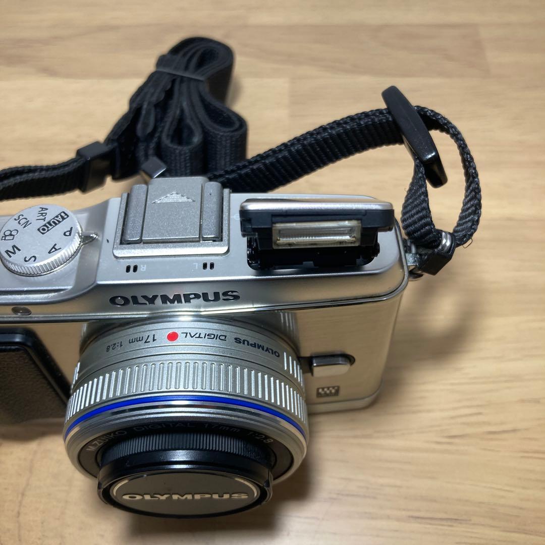 OLYMPUS PEN E-P3 ツインレンズキット シルバー 付属品あり
