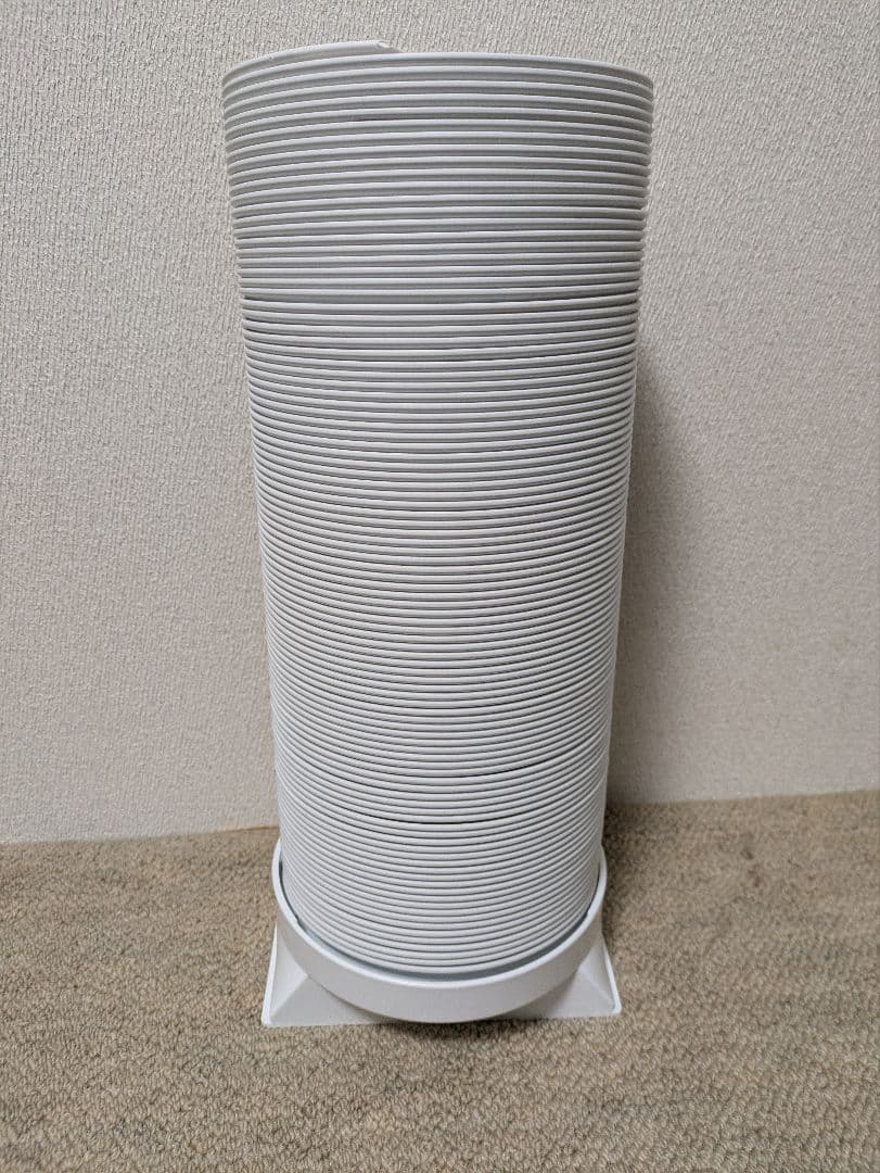 トヨトミ　スポットエアコン　6〜9畳移動式　 ホワイト　2022年製