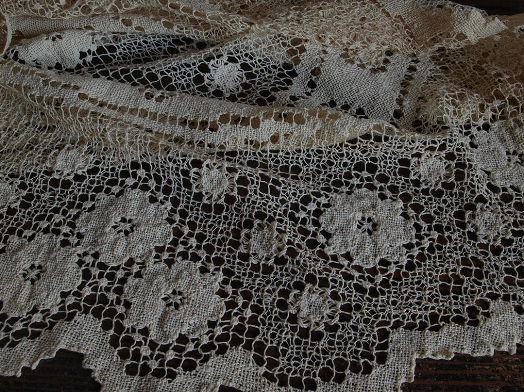 PAUL__ フィレレース丸 テーブルクロス 刺繍レース 花柄 /K032