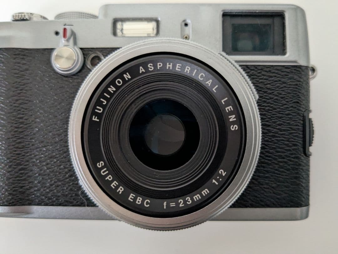 FUJIFILM FinePix X100 テレコンバージョンレンズ付き