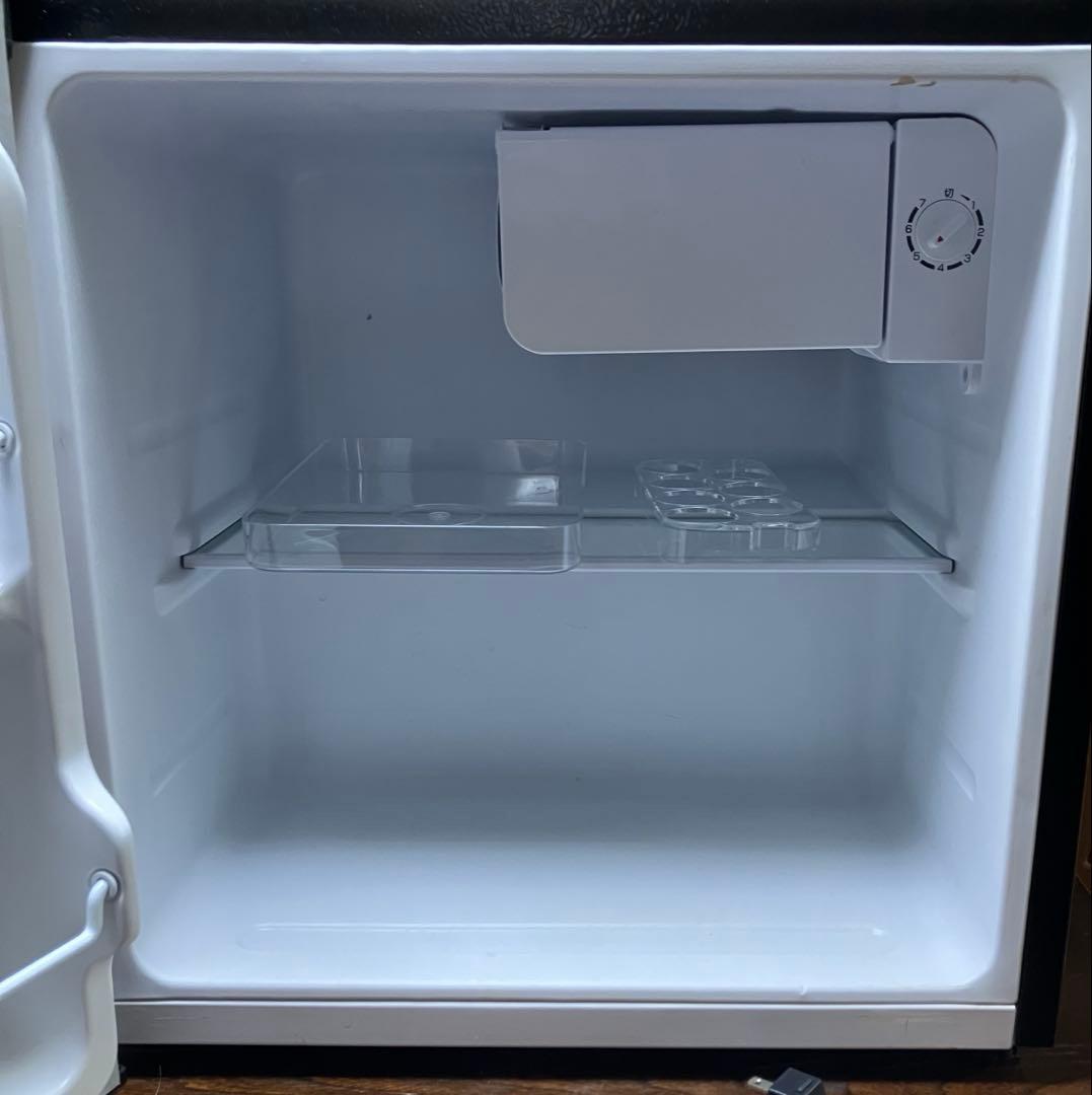 2023年製　１ドア　小型セカンド　ミニ冷蔵庫46L 扉ウッド調