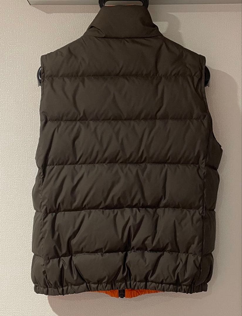 ダウンベスト ブラウン