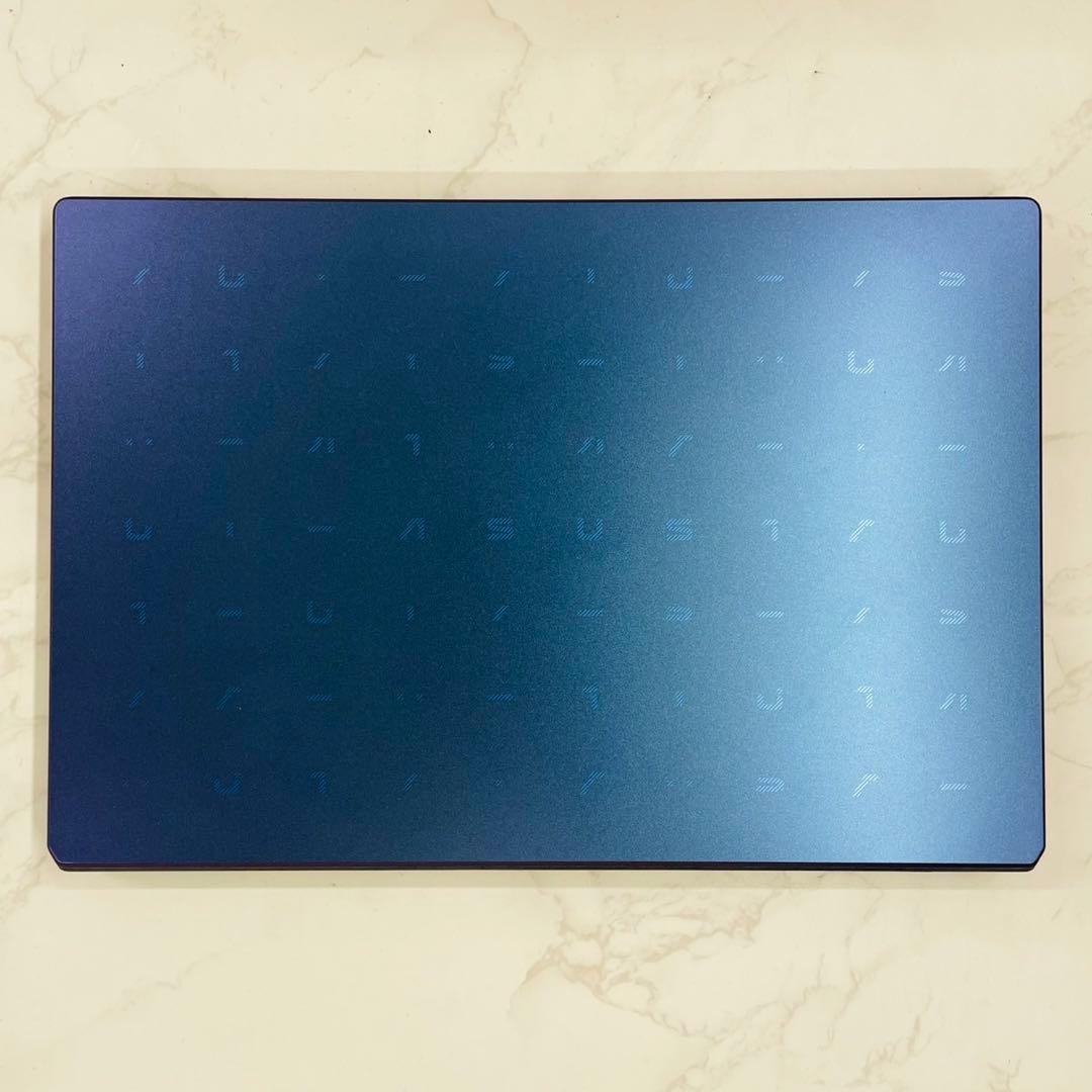 ASUS E210 Celeron N4020 4GB 64GB ノートPC