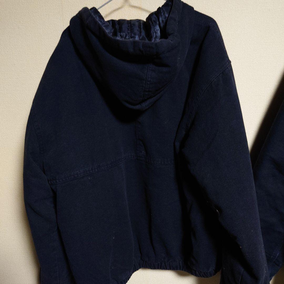 ストゥーシージャケット