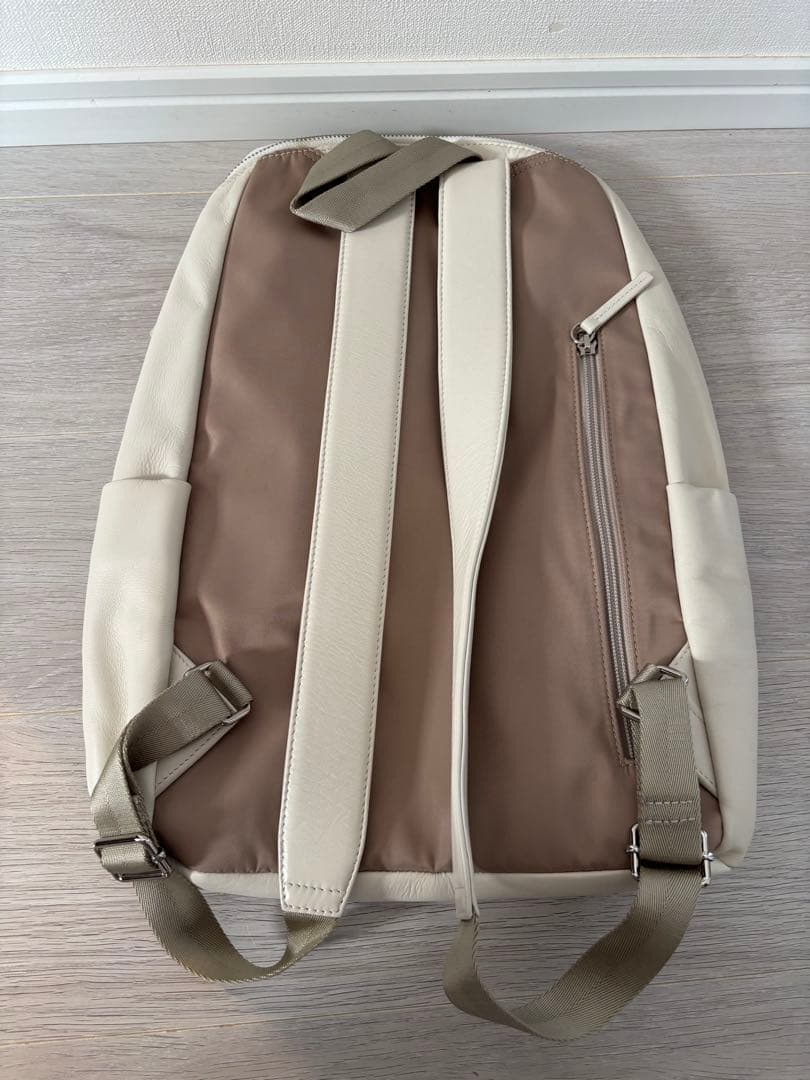 ふうちゃんさま　GALLARDAGALANTE レザーリュック・バックパック