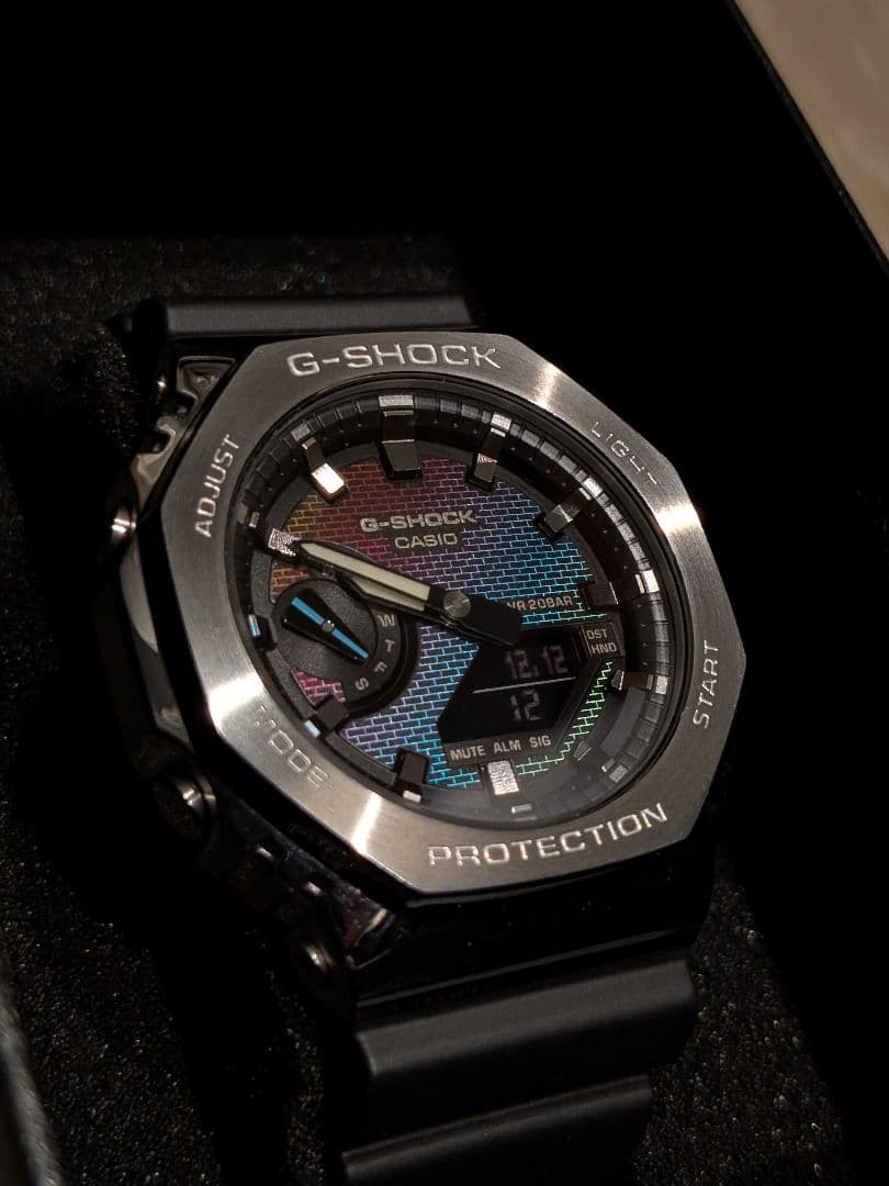 G-SHOCK　カシオーク　gm-2100rw-1ajf　レインボー