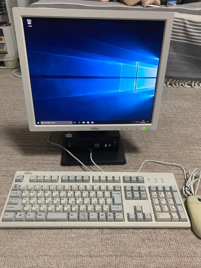 Fujitsu ESPRIMO Q556/R Core i5 10Pro ①