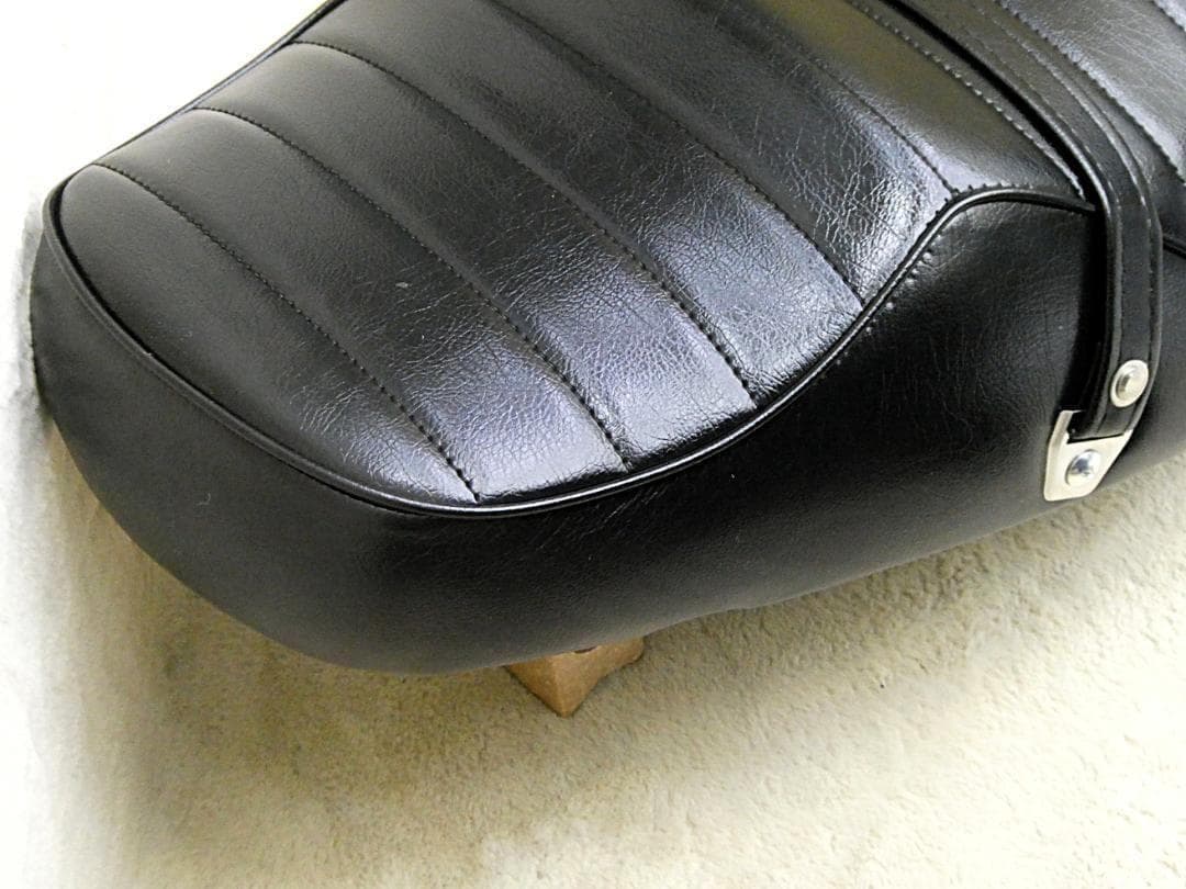 アドレスV125 黒皮 タックロールシート