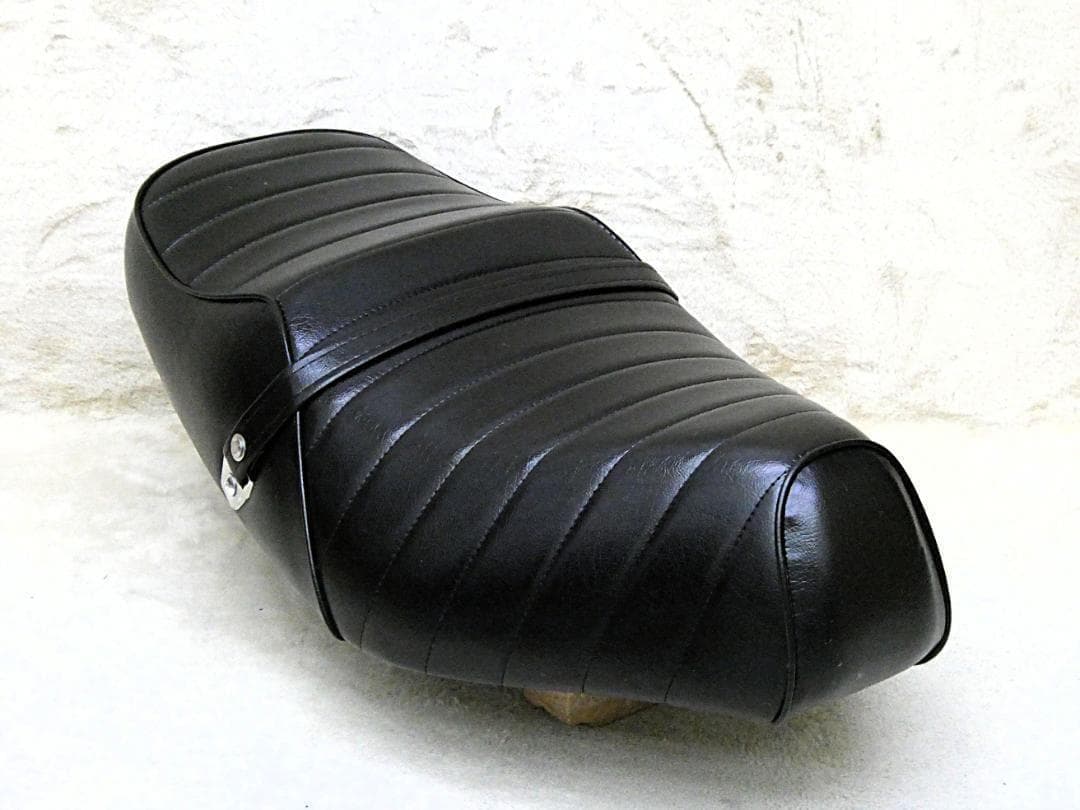 アドレスV125 黒皮 タックロールシート