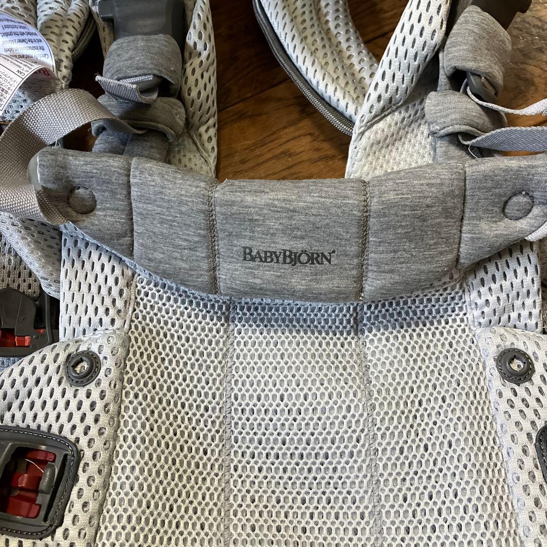 BABYBJÖRN ベビーキャリアハーモニー　抱っこ紐 メッシュ　シルバー