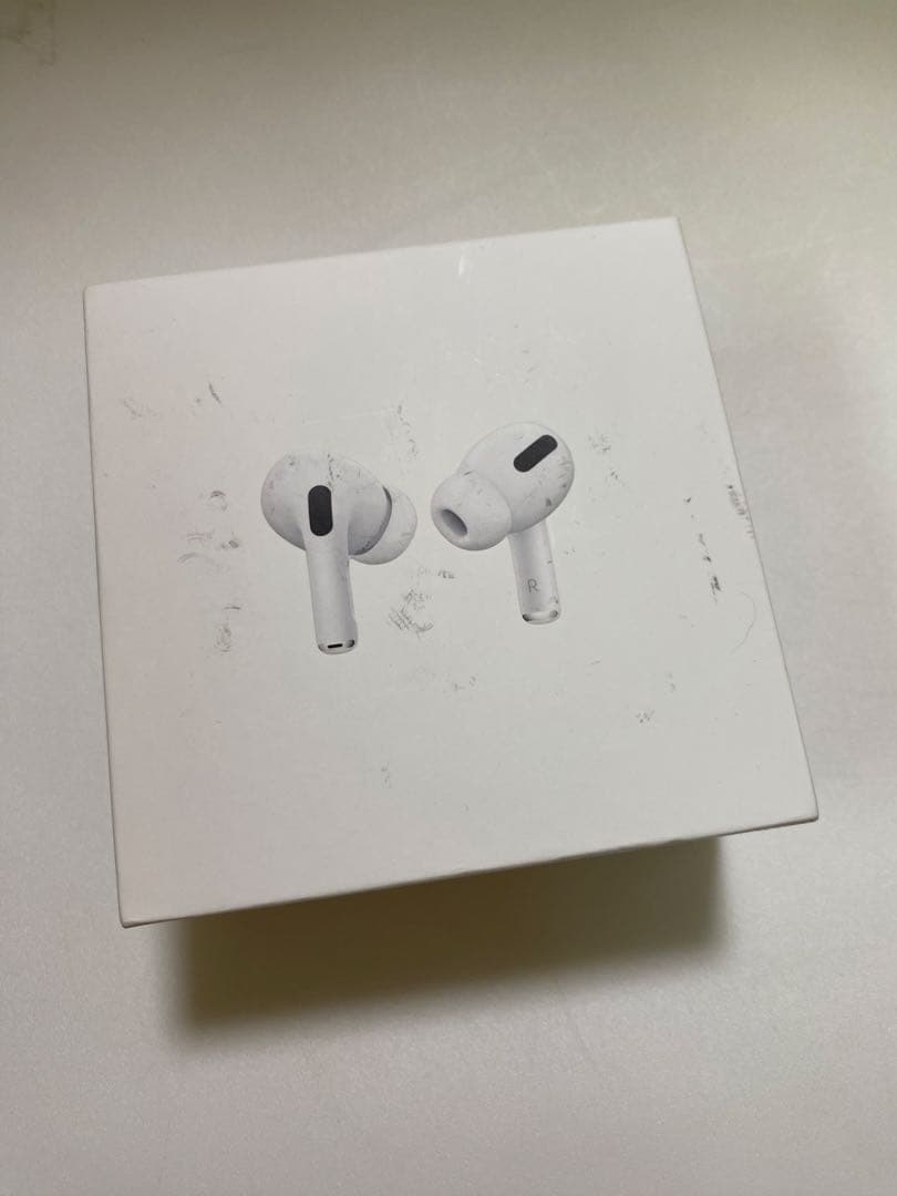 AirPods Pro 本体 ホワイト　ケース箱付き イヤホンは片耳のみ