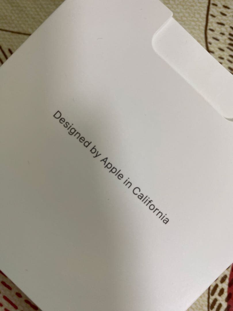 AirPods Pro 本体 ホワイト　ケース箱付き イヤホンは片耳のみ