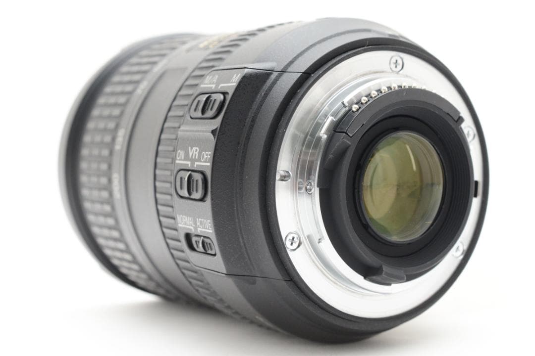 美品 NIKON AF-S DX 18-200mm F3.5-5.6G M261