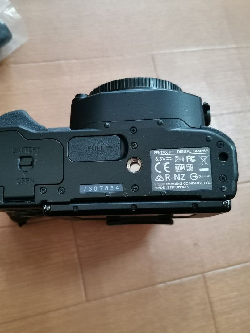 PENTAX KP デジタル一眼レフカメラ おまけ多数