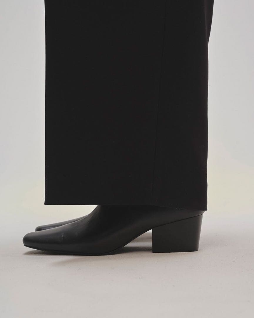 靴 Squaretoe Leather Sabot 12521020