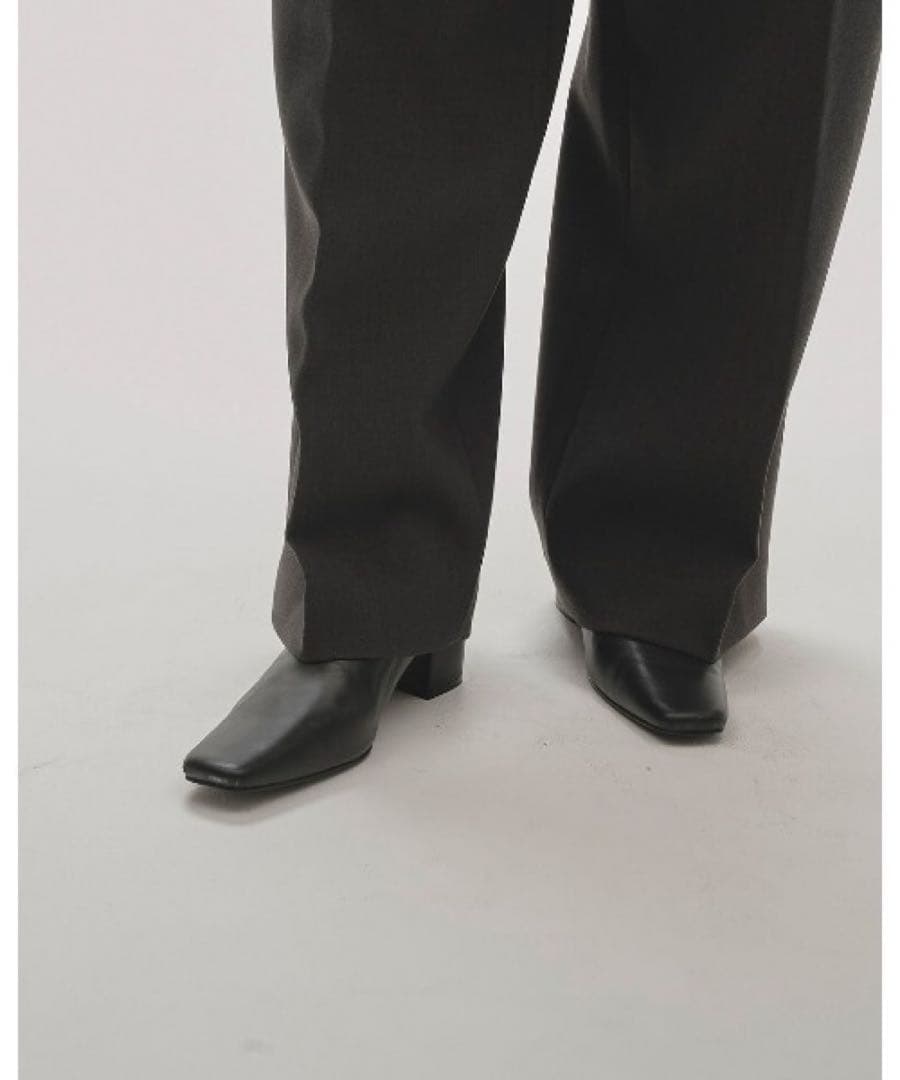 靴 Squaretoe Leather Sabot 12521020