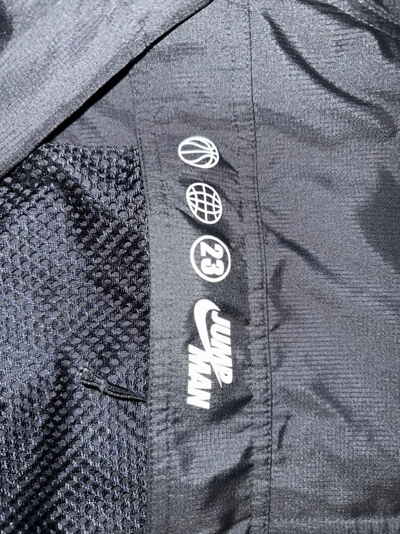 NIKE Jordan ブラック ナイロンジャケット　アノラック　ハーフジップ