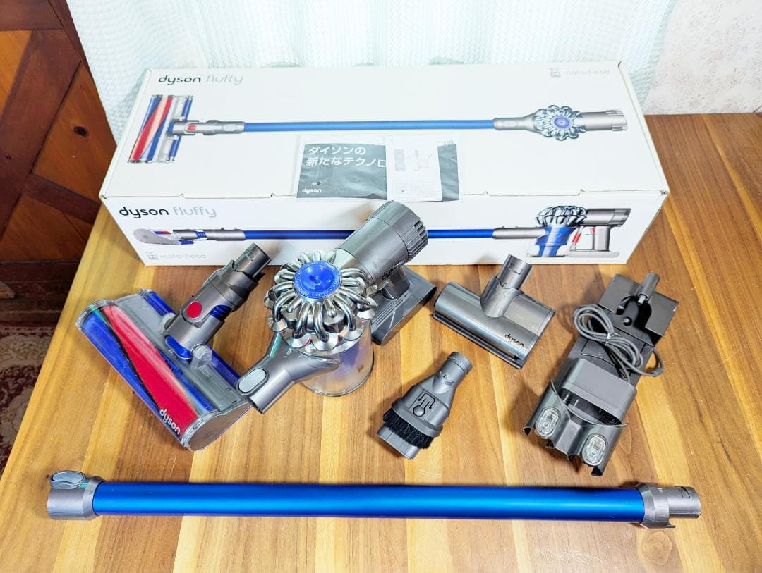 【メンテナンス済み】ダイソンコードレス掃除機 DC74　A1668