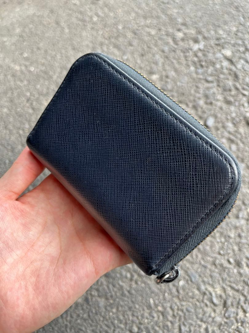 最終値下げ PRADA ネイビー レザー ケース