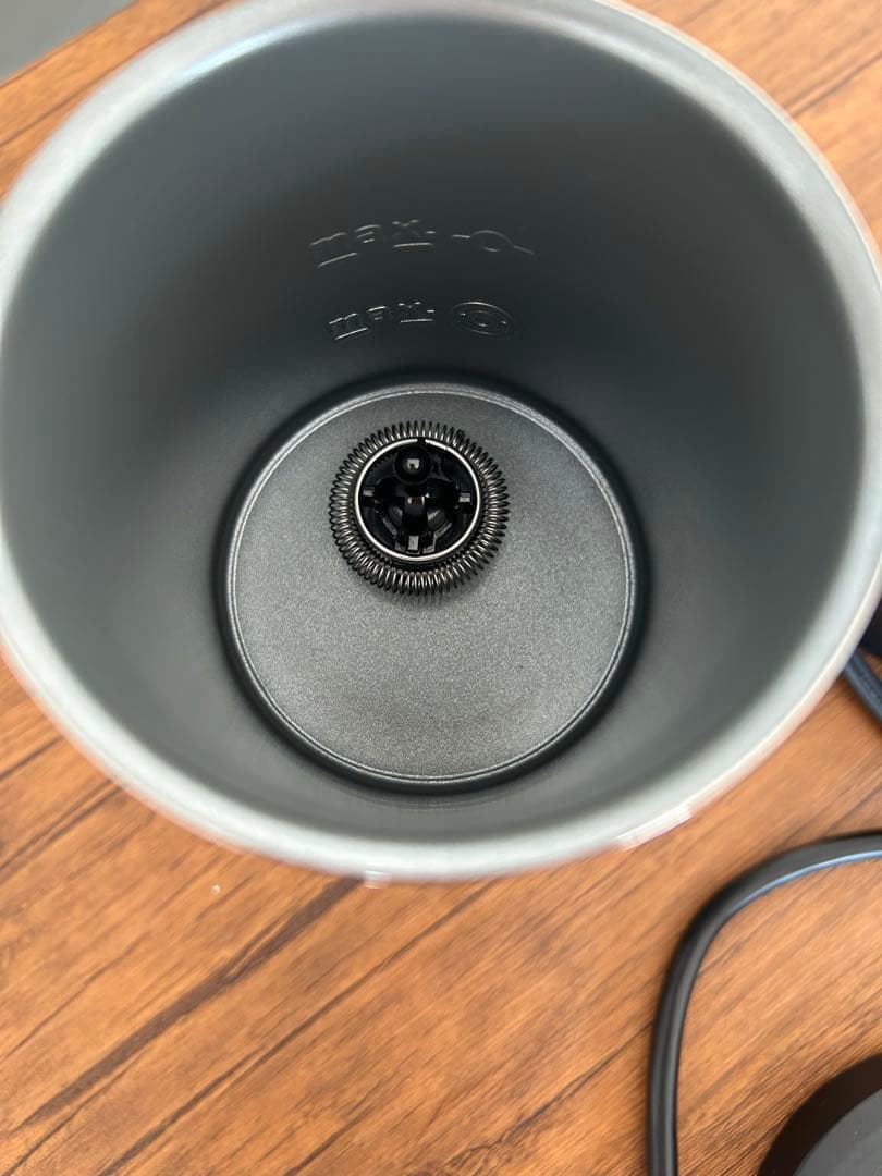 Nespresso エスプレッソマシン ホワイト D30 エアロチーノセット