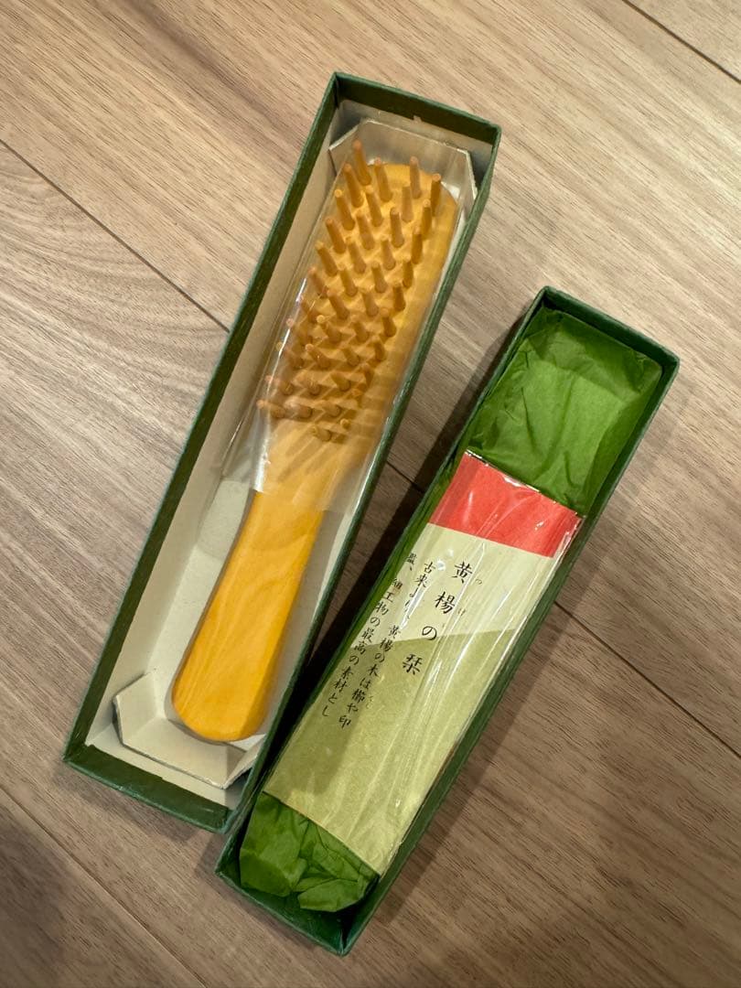 未使用 本柘 本柘植ヘアブラシ 4列 本つげブラシ 櫛 クシ 別府つげ工芸