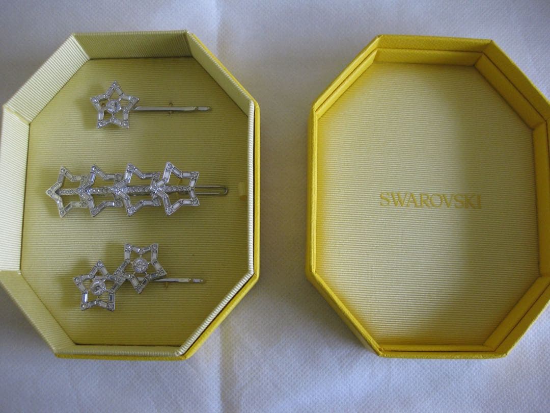 ほぼ未使用☆スワロフスキー Swarovski ヘアクリップ　ヘアピン三点セット