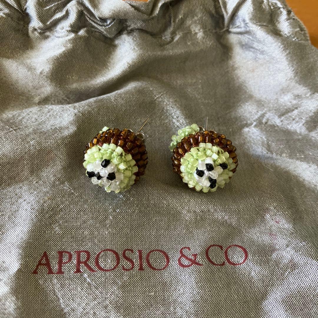 Aprosio&co pキュウイ型ピアス