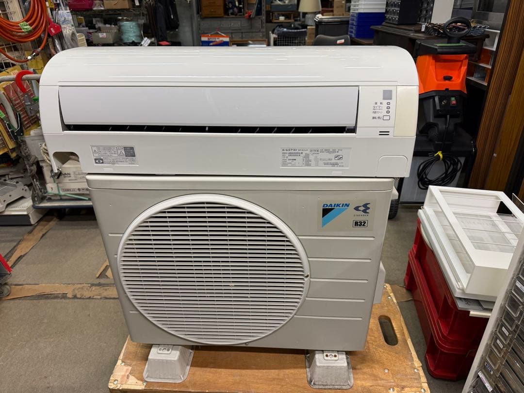 引き取りのみDAIKIN ルームエアコン 6畳用 AN22UES-W 格安 Ｊ