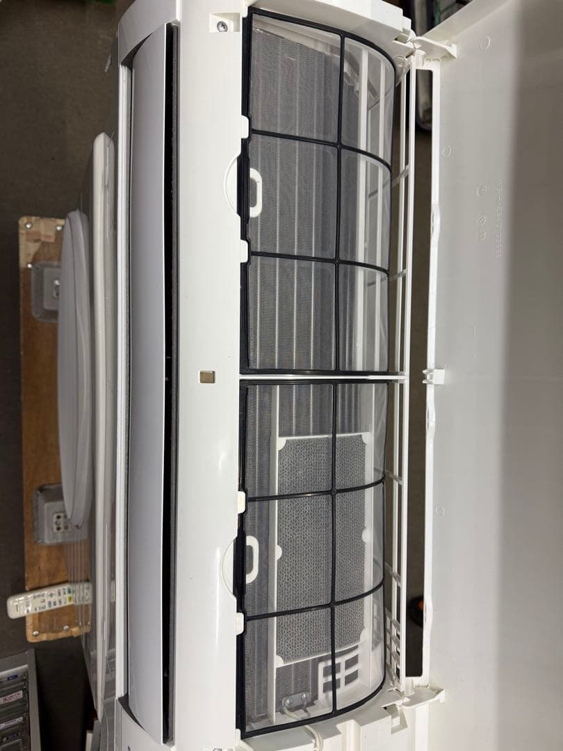 引き取りのみDAIKIN ルームエアコン 6畳用 AN22UES-W 格安 Ｊ